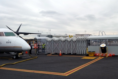 commute-a-walk, ground boarding equipment, east island aviation, ewr, newark airport, united airlines