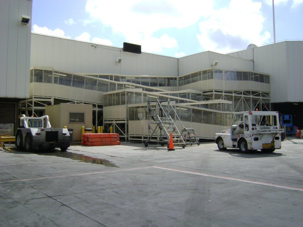 Delta Bus OPS LGA